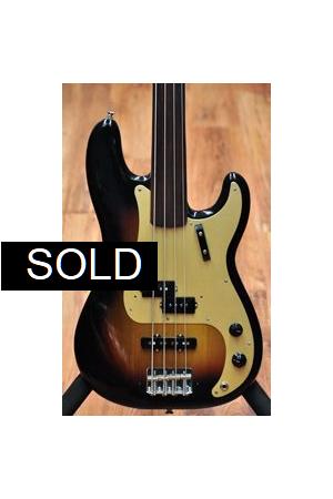 Fender 1978 Precision Bass Fretless (vintage) Fender 1978 Precision Bass Fretless (vintage)